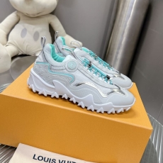 Louis Vuitton Low Shoes